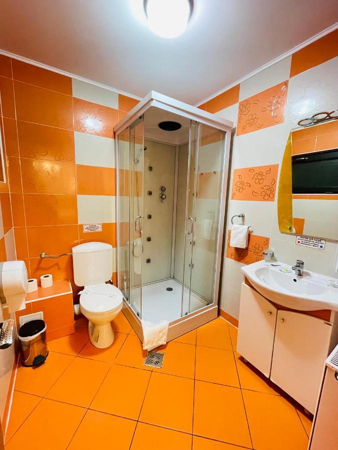 Pensiunea Ianis Piatra Neamţ Exterior foto