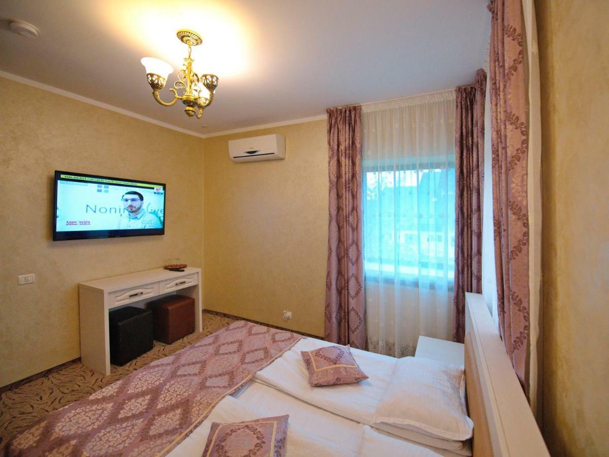 Pensiunea Ianis Piatra Neamţ Exterior foto
